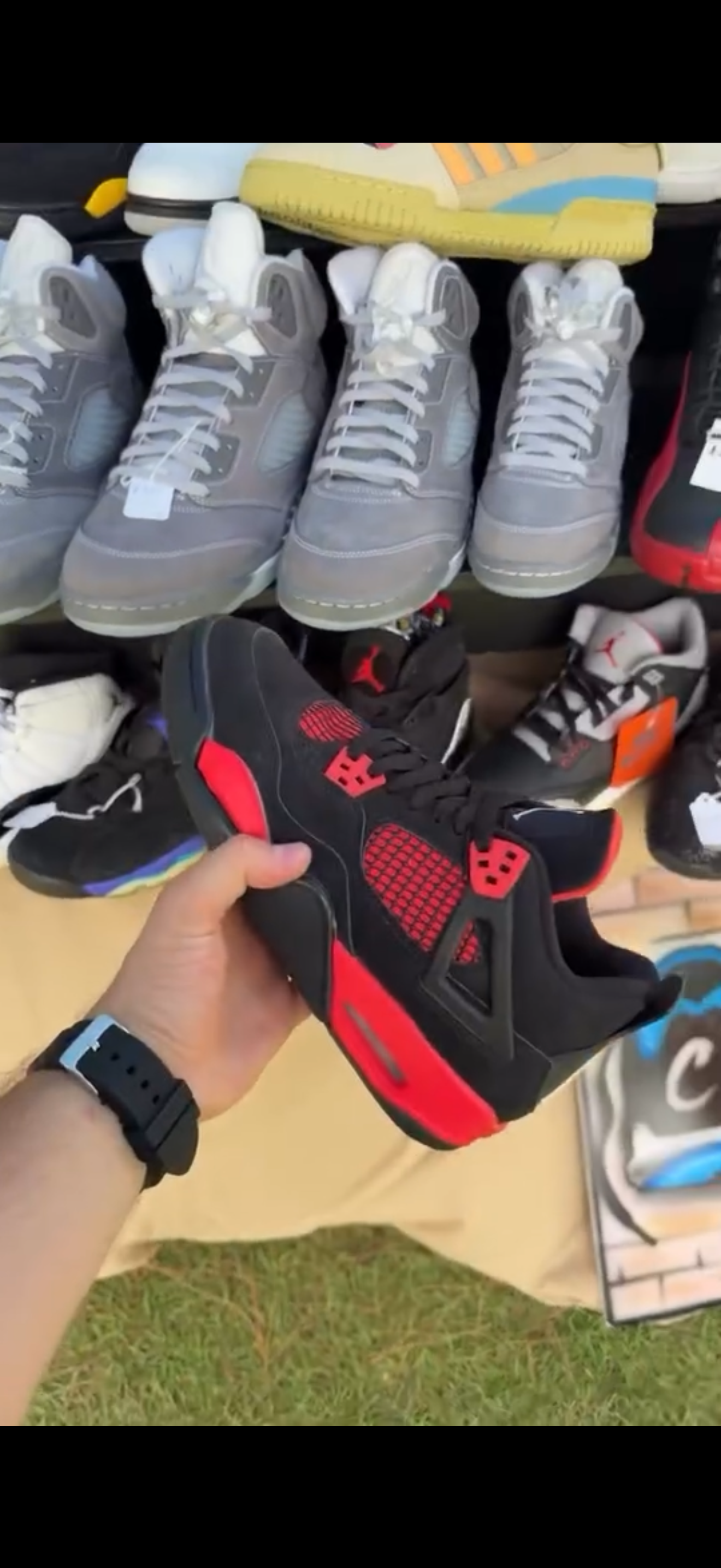 Jordan 4 Retro Red Thunder (GS)